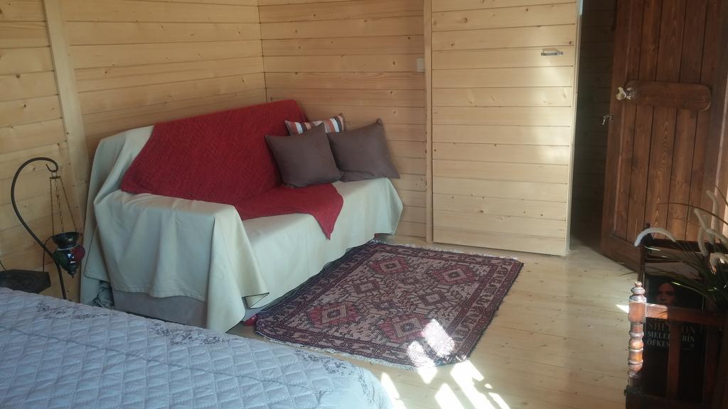 Liberta Guesthouse Сеферихисар Номер фото